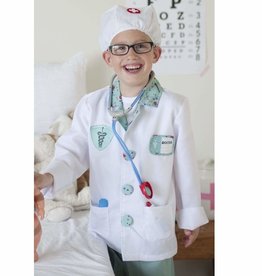 Great Pretenders Doctor Set, Includes 8 Accessories, Green, Size 5-6