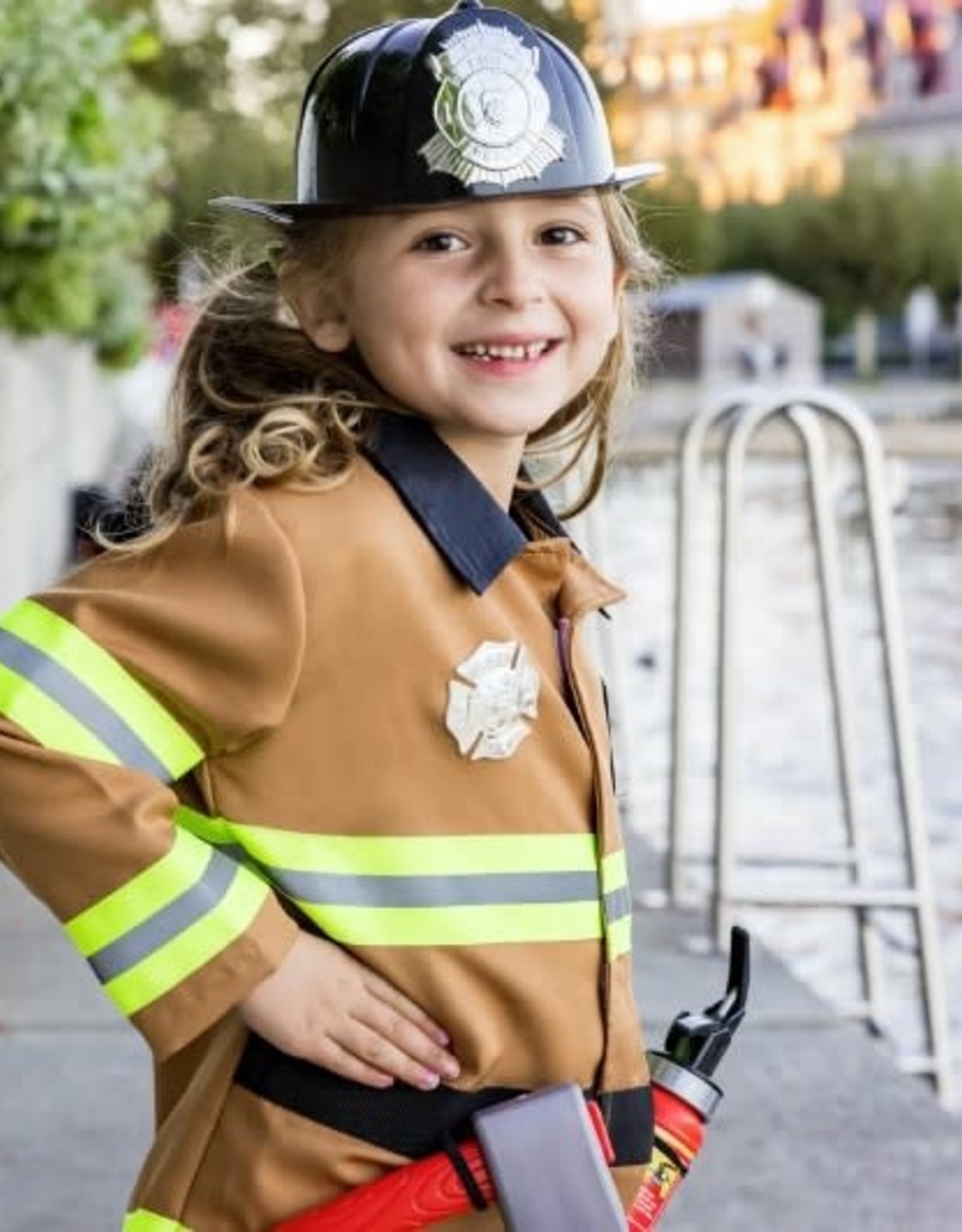 Great Pretenders Firefighter Set, Includes 5 Accessories, Tan, Size 5-6