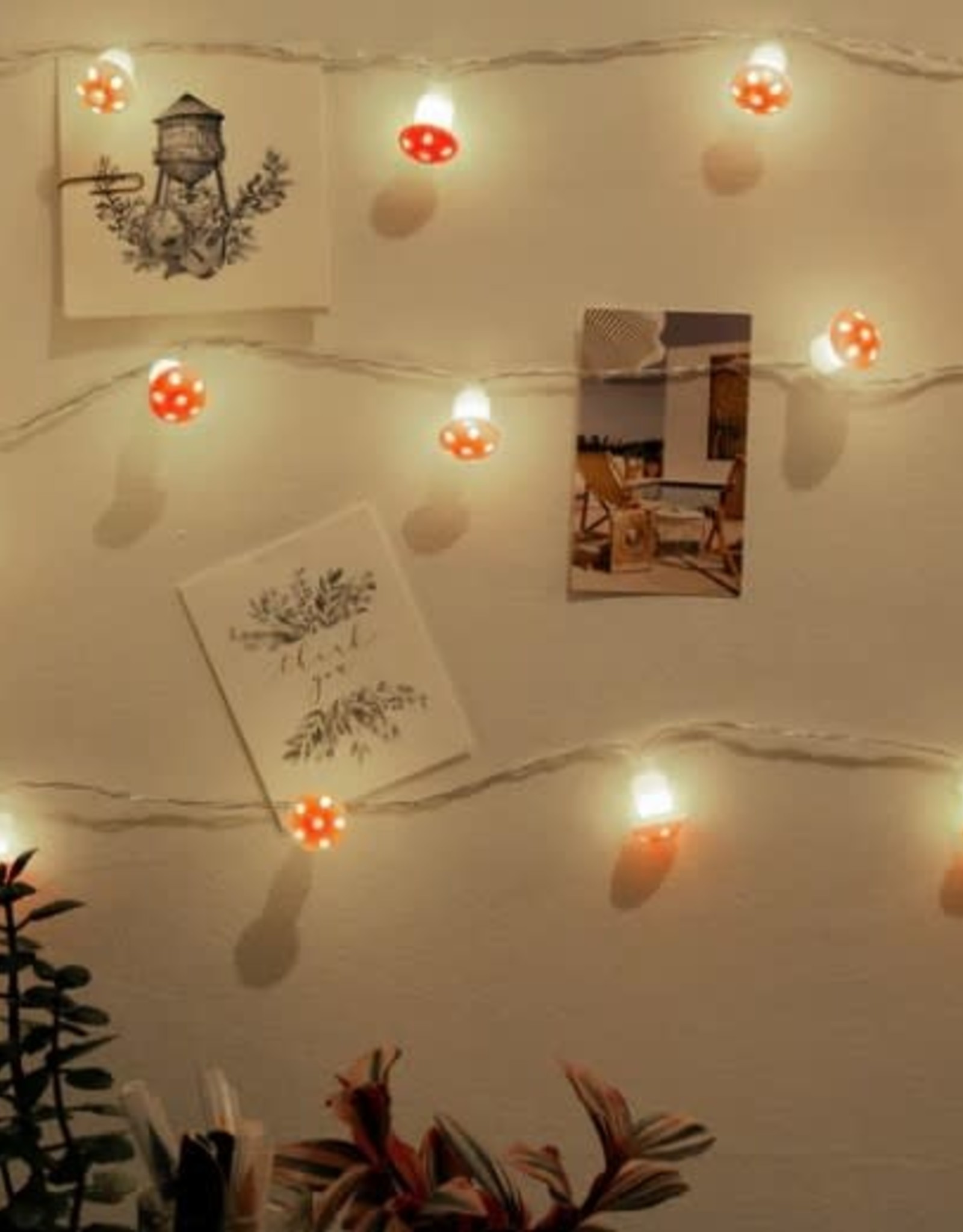 Kikkerland 20 Mushroom LED String Lights