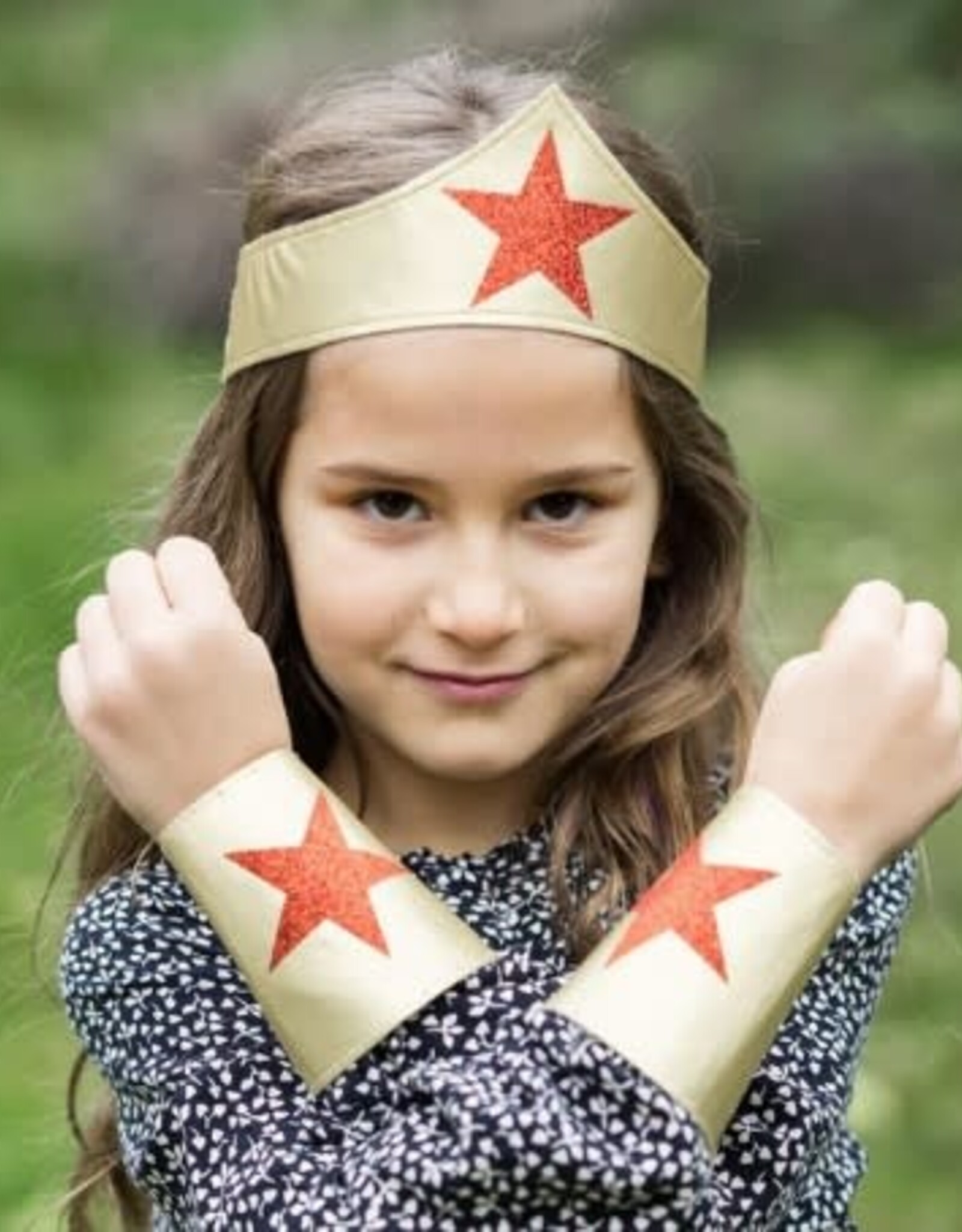 Great Pretenders Superhero Girl Headband & Arm Cuffs, 3pcs