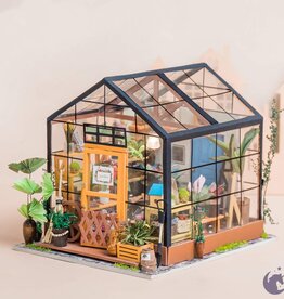 Robotime DIY House - Cathy's green house