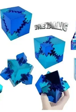 Handee Products Mesmerizing Metallic Gear Cube Fidget Toy