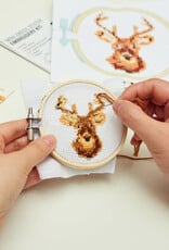 Kikkerland MINI CROSS STITCH KIT - DEER