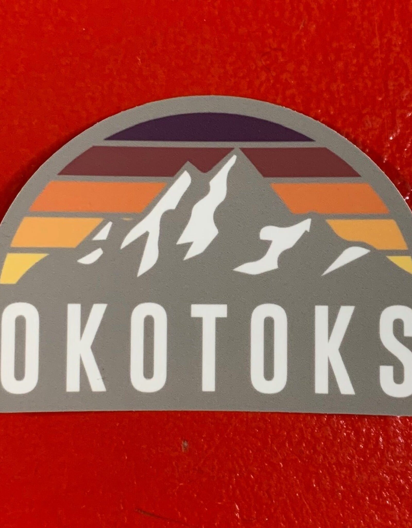 Stickers NW Okotoks 0375 MOUNTAIN SUNSET CREST STICKER