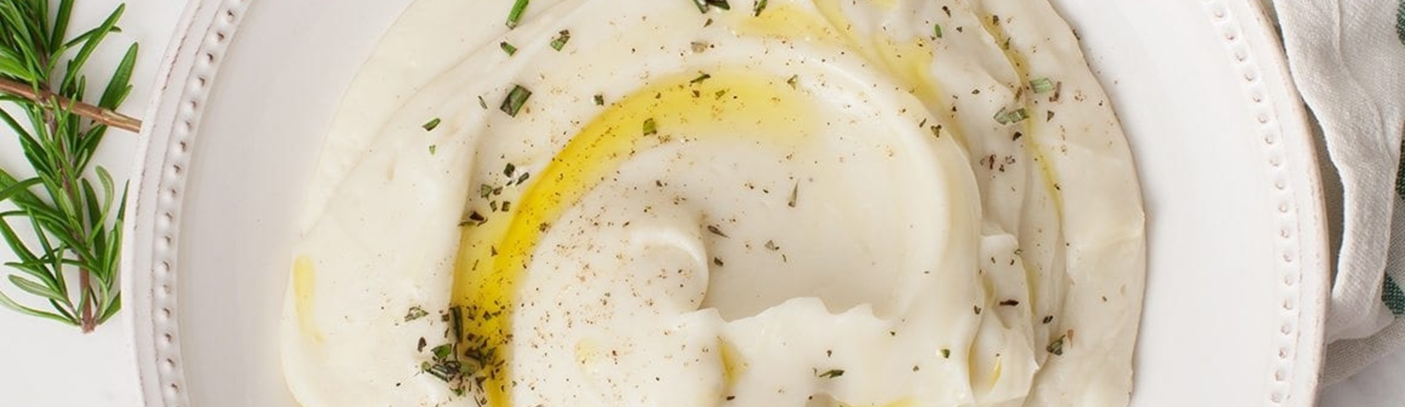 Cauliflower Parsnip Mash with Roasted Garlic