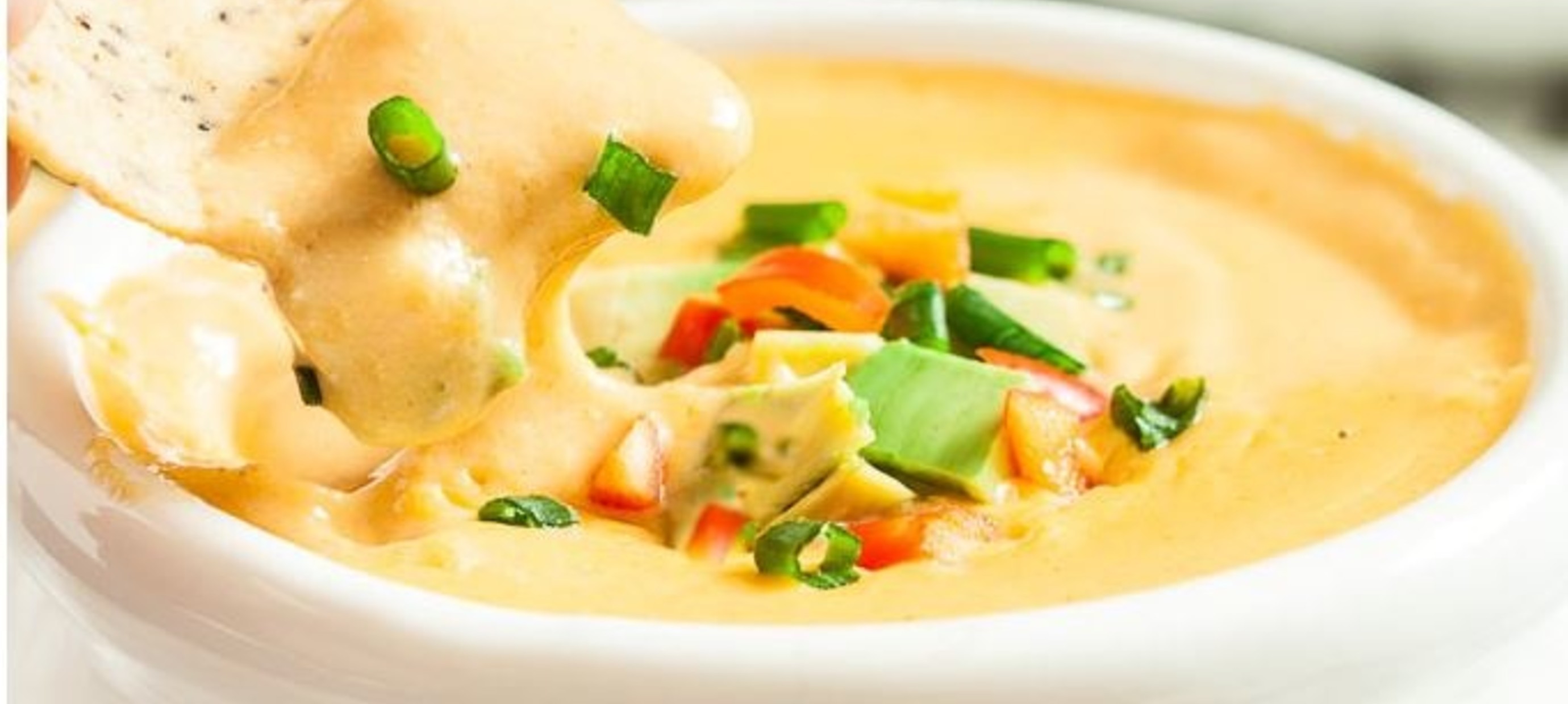 Homemade Nacho Queso Dip