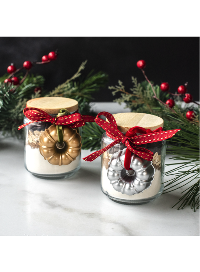 Original Bundt Ornament