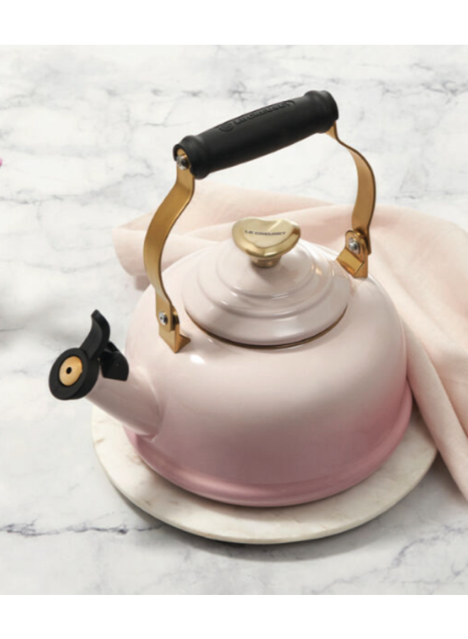 Le Creuset Whistling Tea Kettle – Pryde's Kitchen & Necessities