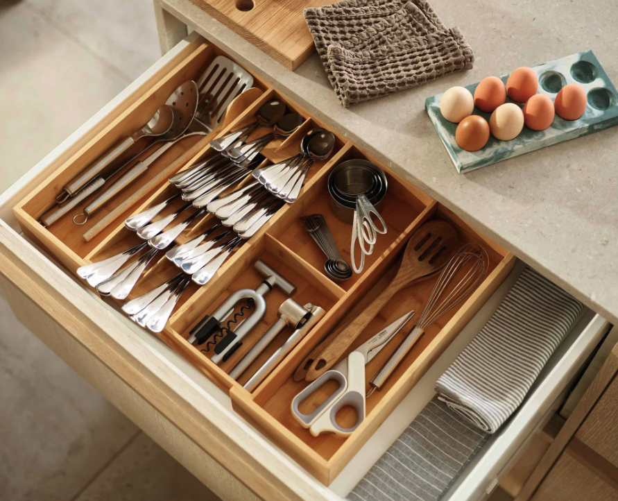DrawerStore™ Bamboo Expanding Cutlery, Utensil & Gadgets Organizer