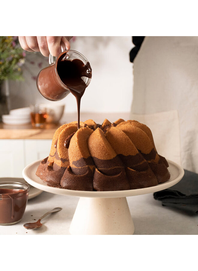 Pirouette Bundt Pan