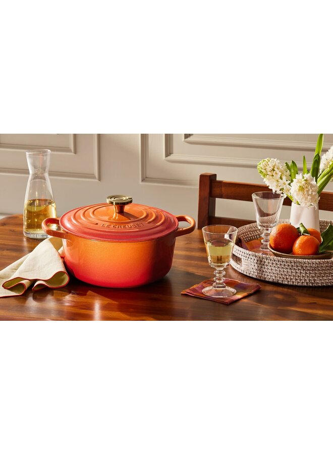 Signature Round Dutch Oven 4.5 Qt Flamme Doree Crucible Knob