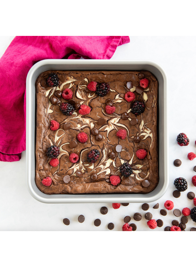 Brilliant 9" Square Pan