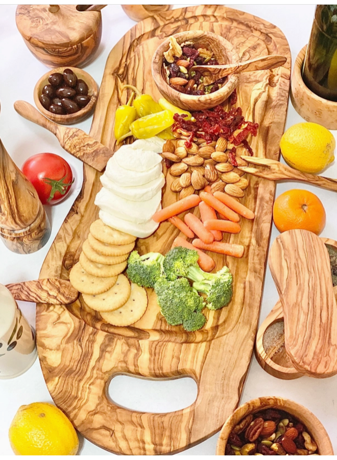 Olive Wood Charcuterie Board - Includes Juice Well