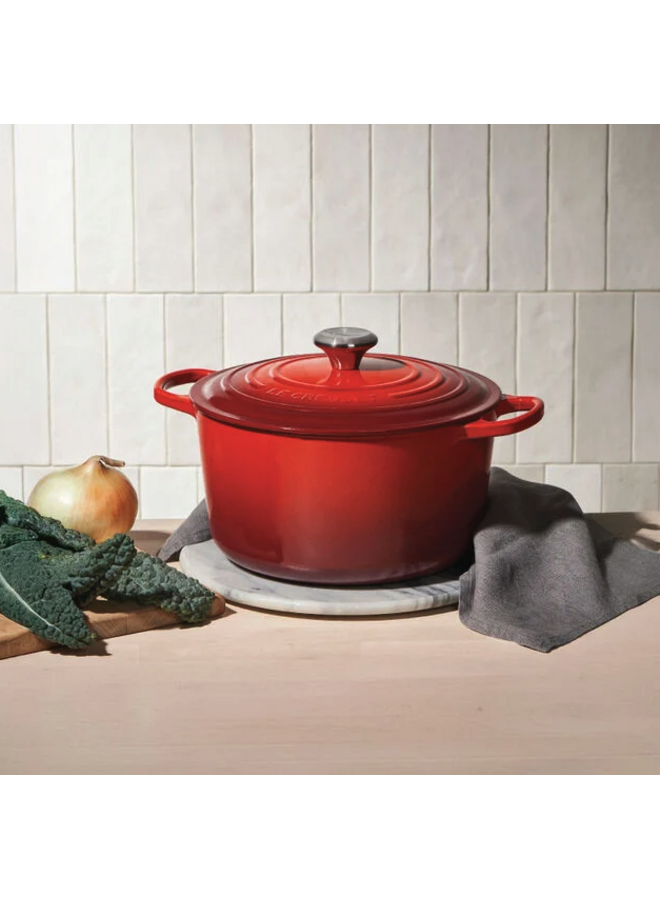 Signature Deep Round Oven 6.5 Qt