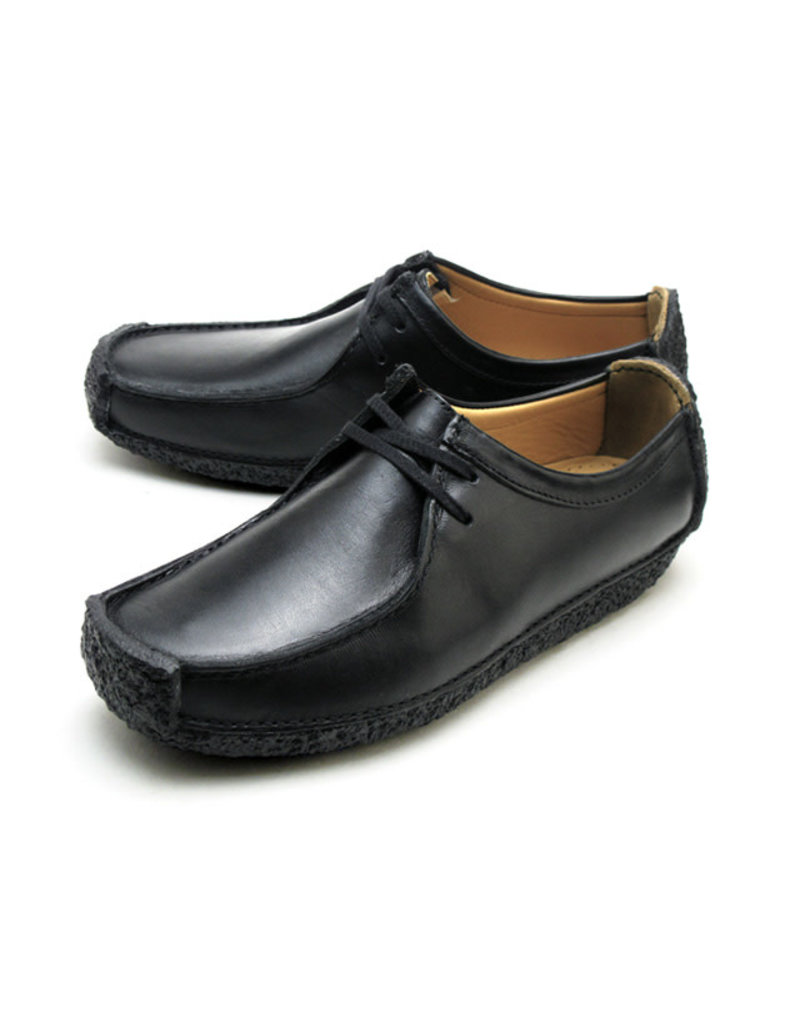 clarks black leather shoes