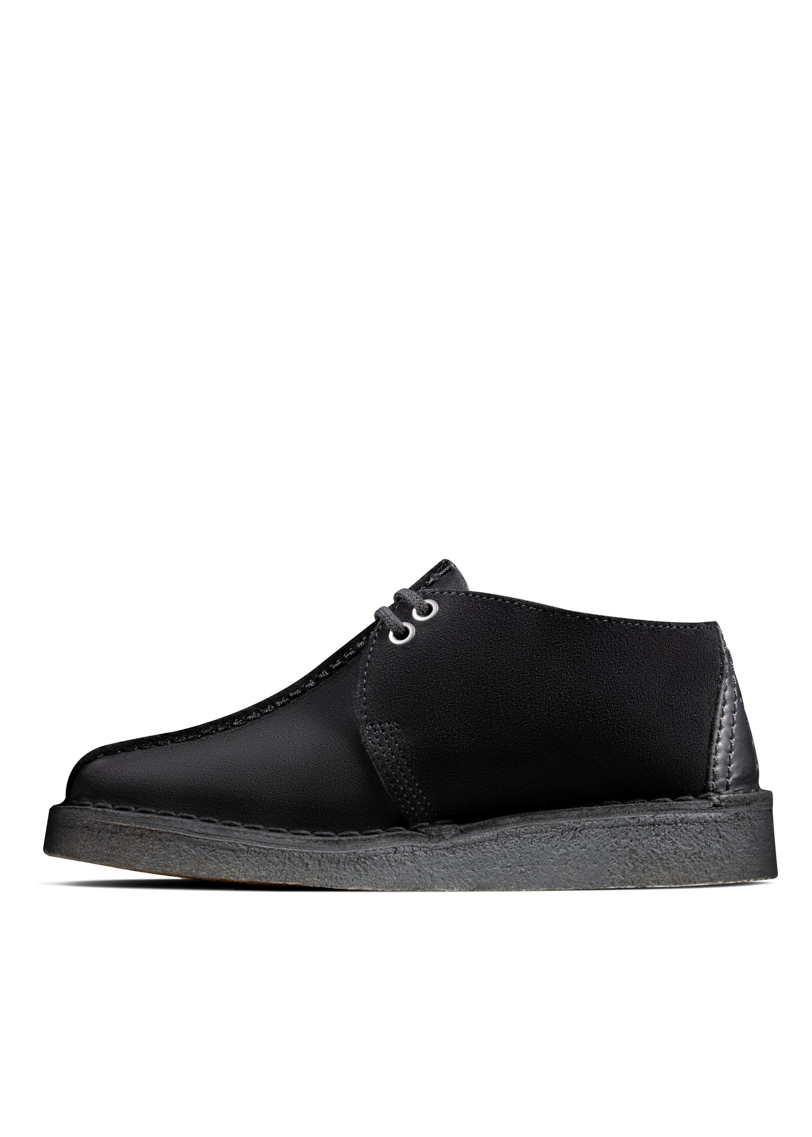 Clarks Women's Desert Trek Black Suede 26165566