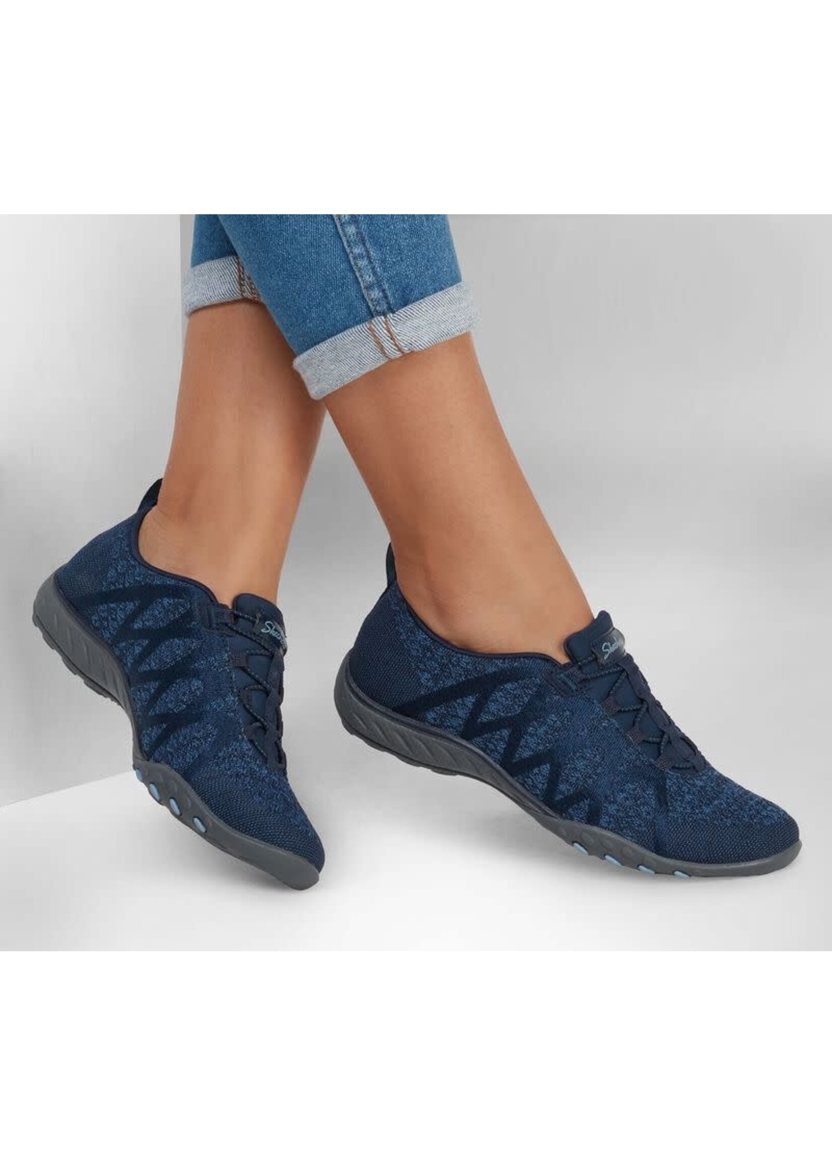Skechers Women's Breathe Easy Infi-Knity Fashion Sneaker Navy Blue Wide Fit 100301W/NVY