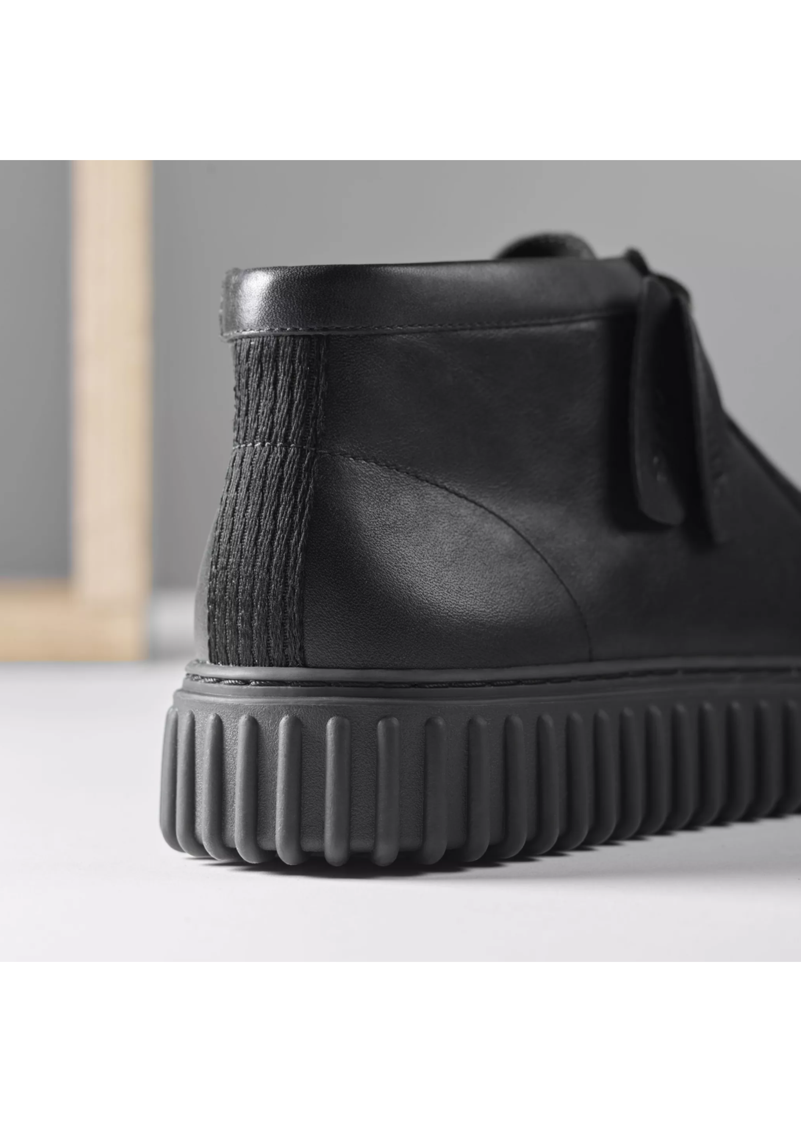 Clarks Torhill Hi Black Leather