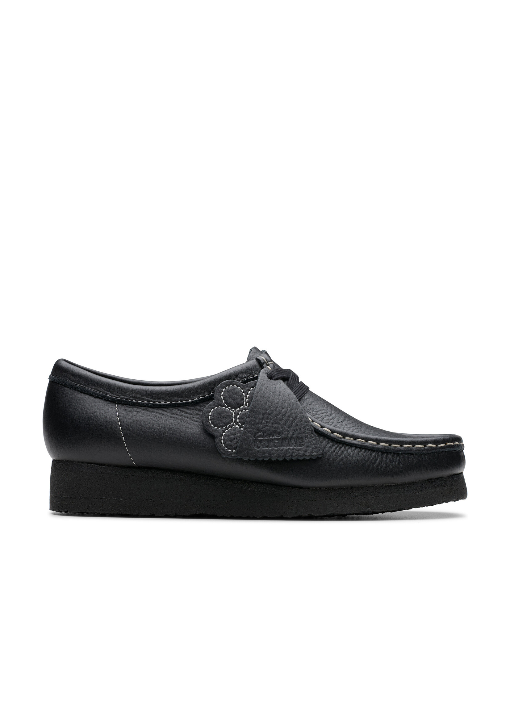 Clarks Women’s Wallabee Black Tumbled Leather Moccasin Shoes – Hand‑Stitched Center‑Seam Moccasin Construction, Tassel Lace‑Up Trim & Signature Crepe Sole (Style 26180679)