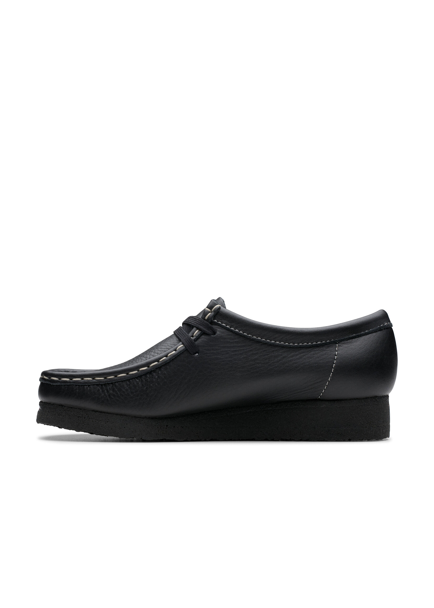 Clarks Women’s Wallabee Black Tumbled Leather Moccasin Shoes – Hand‑Stitched Center‑Seam Moccasin Construction, Tassel Lace‑Up Trim & Signature Crepe Sole (Style 26180679)