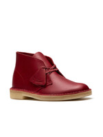Clarks Men’s Desert Boot – Dark Red Leather Upper, Crepe Sole, Lace-Up Closure – Classic Casual Chukka Boot (26182825)