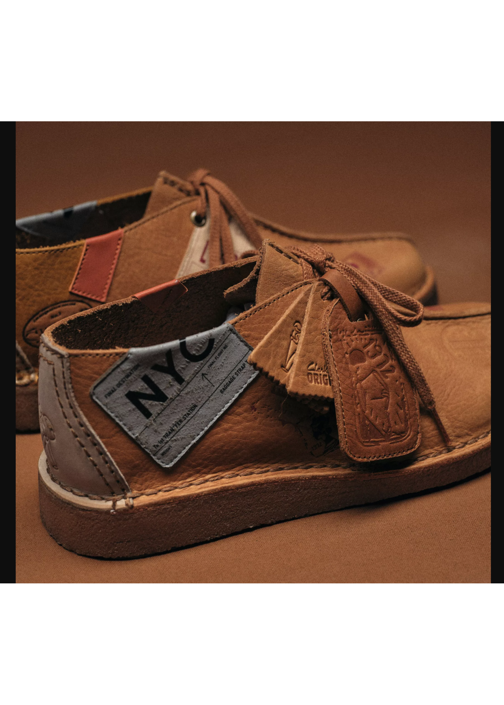 Clarks Mens Desert Travel Trek – Tan Brown Leather with Travel Stickers, Natural Crepe Sole, (26183897)