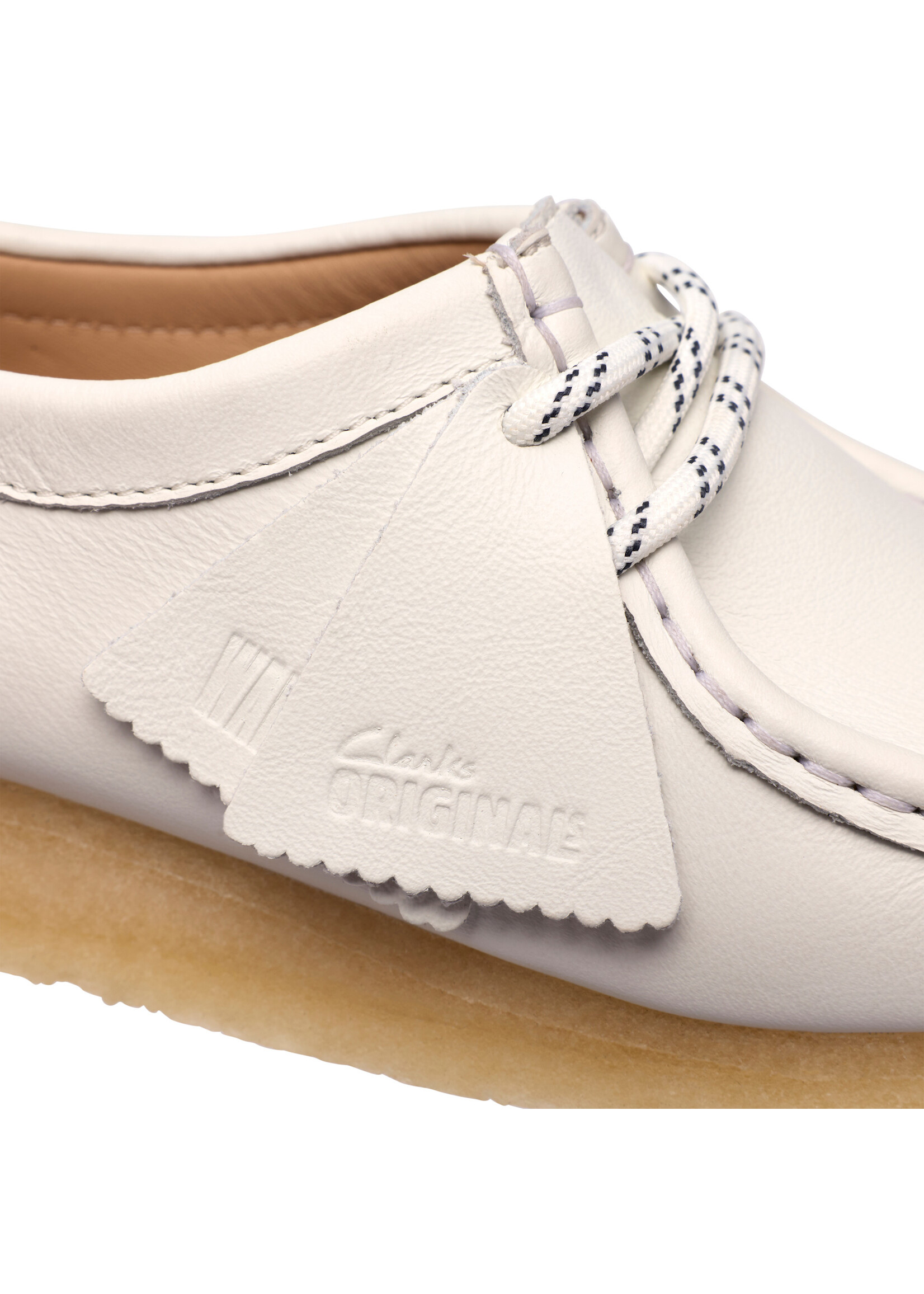 Clarks Originals Women’s Wallabee White Grain Leather Shoes – Natural Crepe Sole -26185622