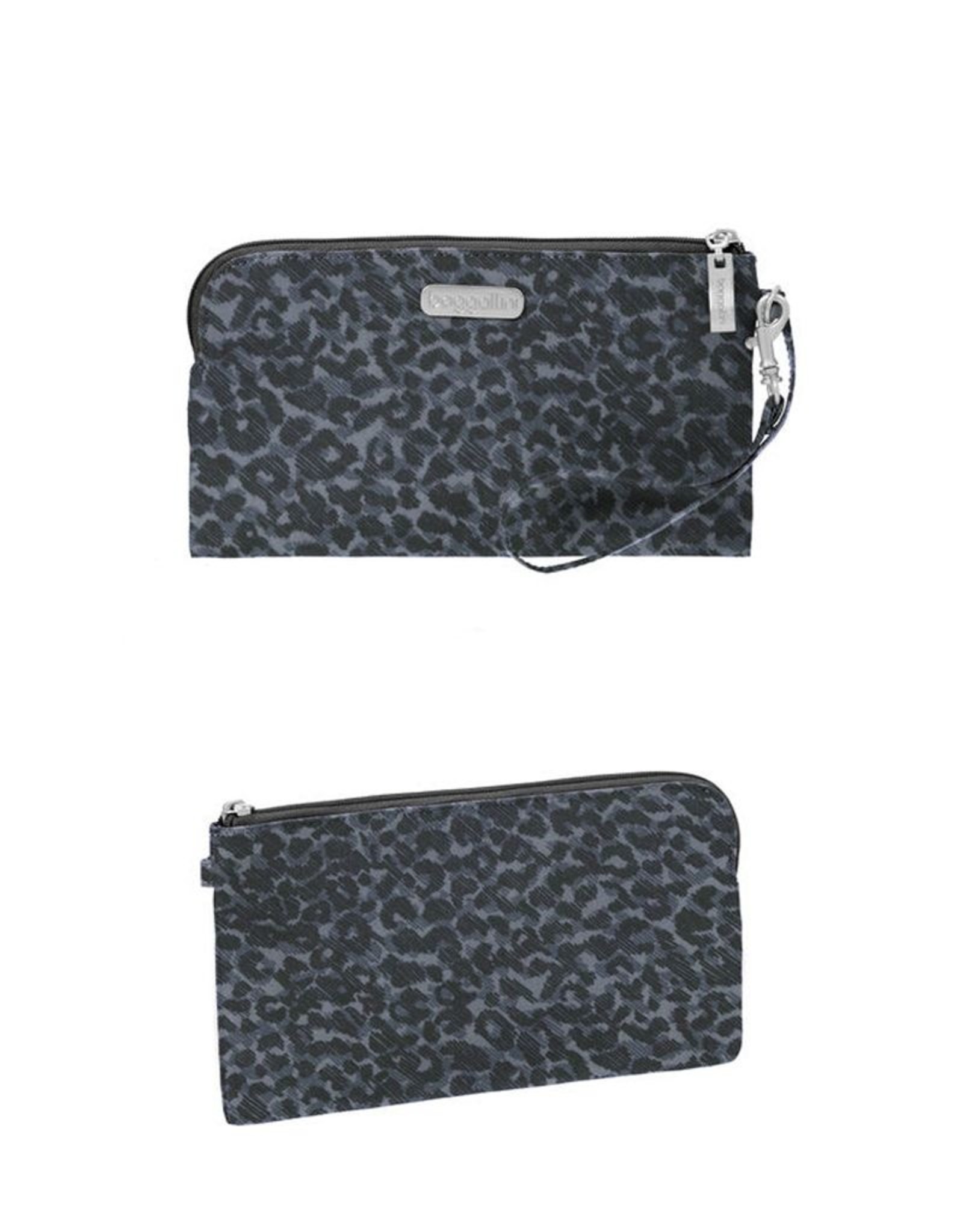 baggallini leopard print bags