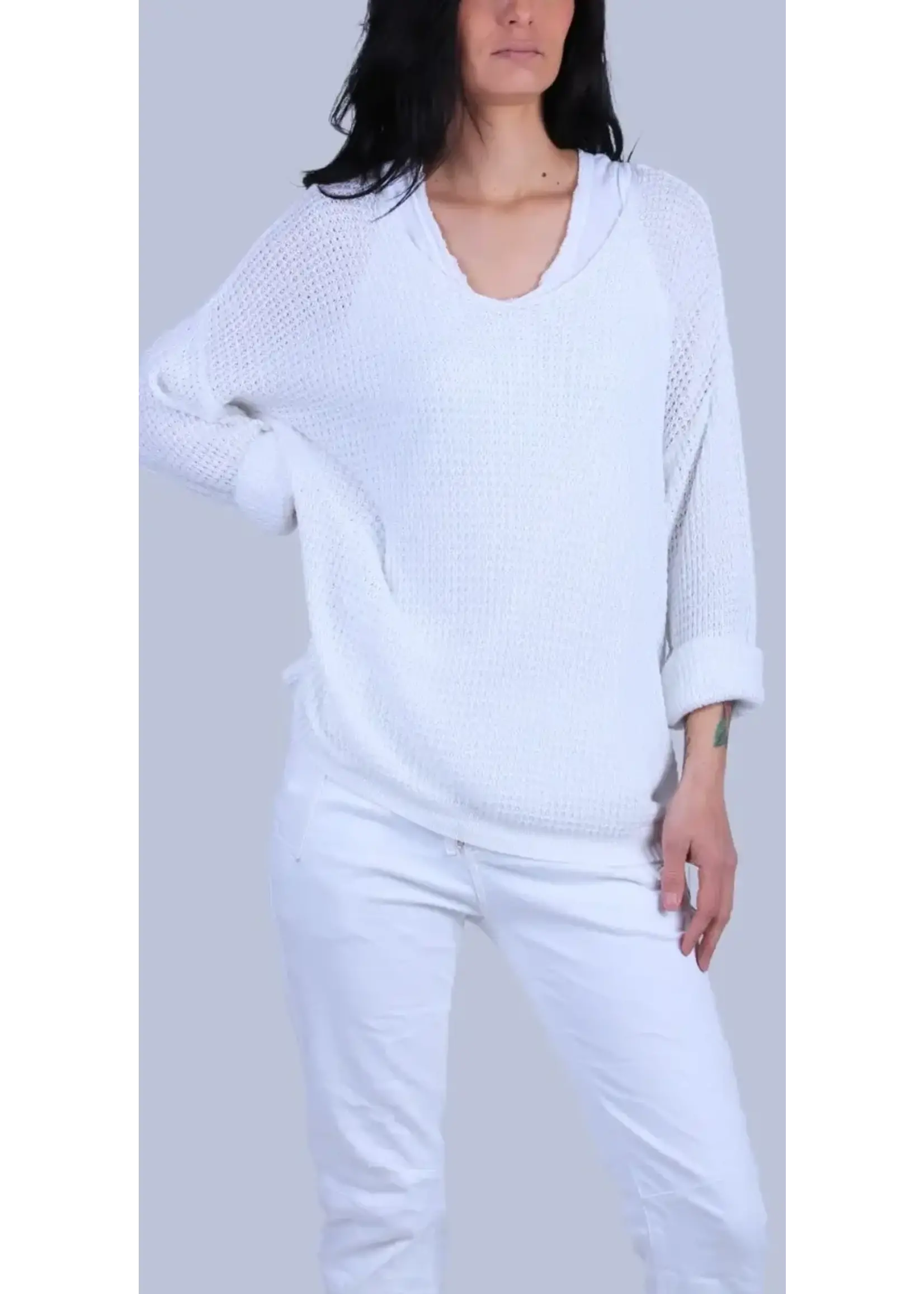 Gigi Moda V-Neck Sweater (White) One Size