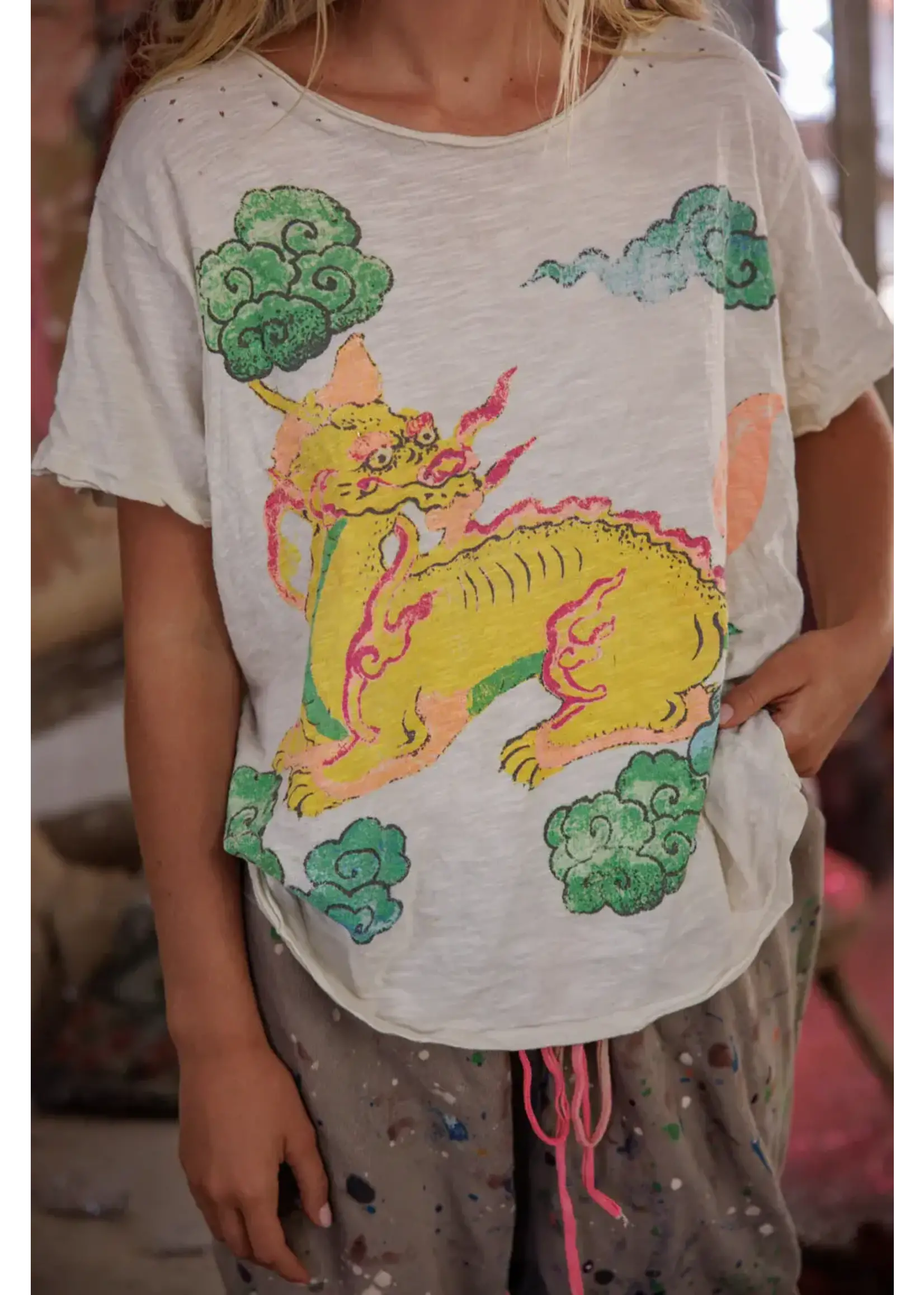 Magnolia Pearl Yeats Magic Dragon T (Moonlight)