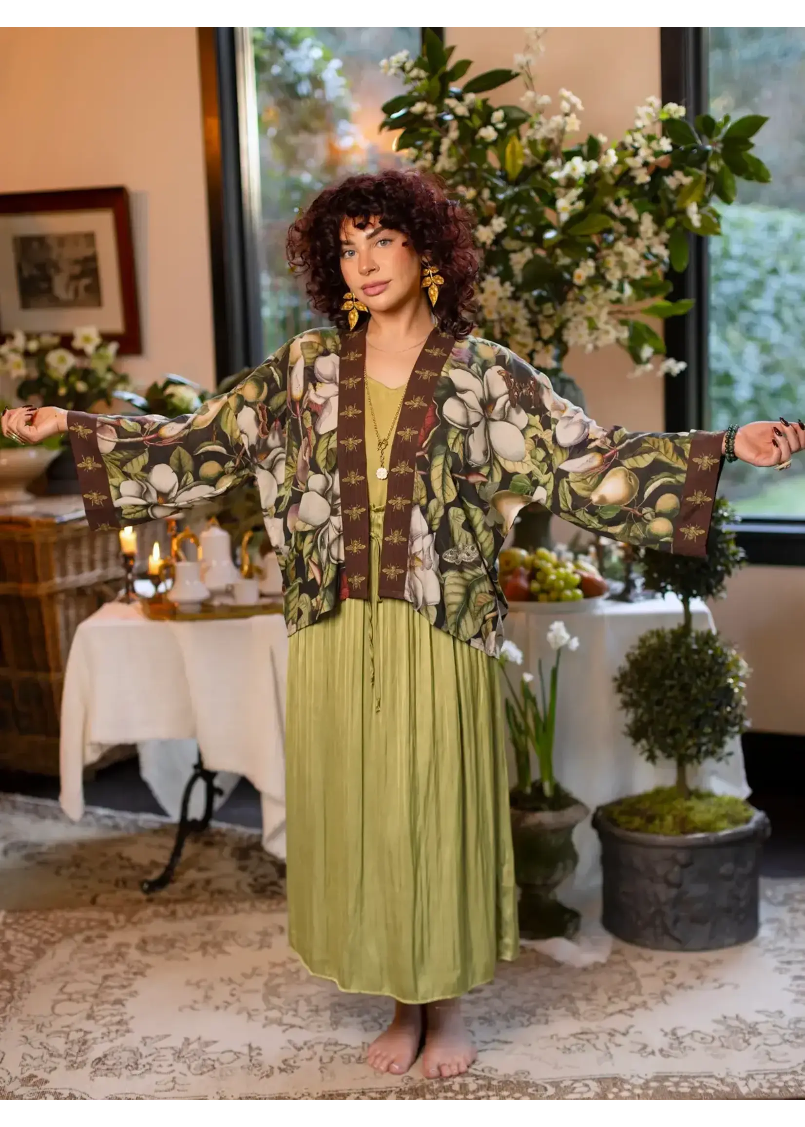 Market  Of Stars Fleur De Lune Pixie Duster W/Floral & Bees (O/S)