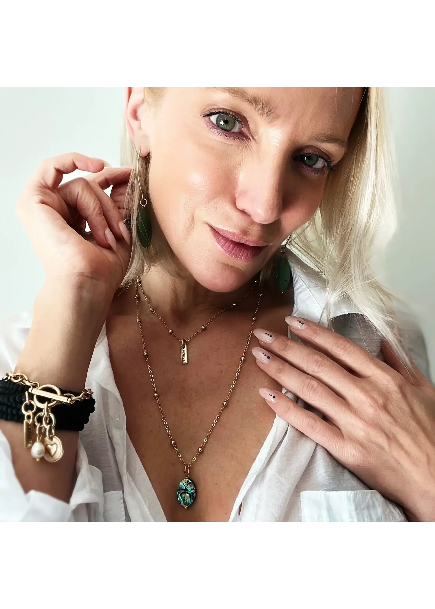 Katia Designs Abalone Dainty Pendant Necklace