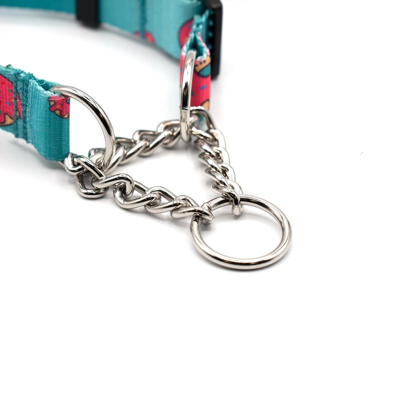 Woof Concept Martingale Five-O