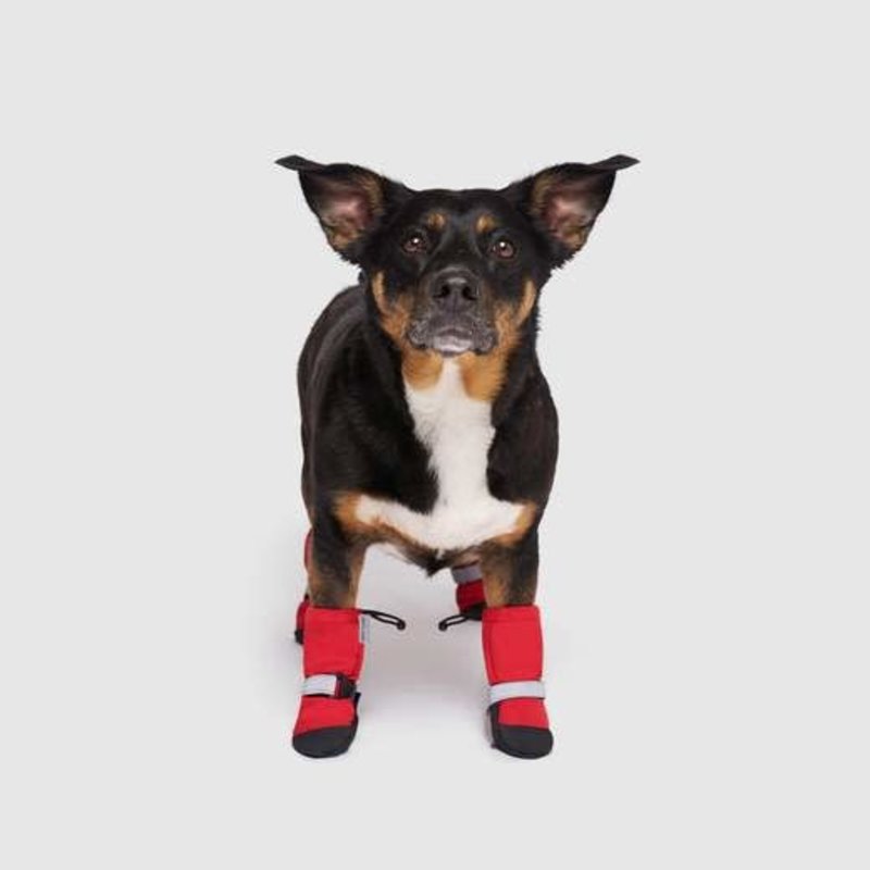 Canada Pooch Soft Shield Boot - Red PLaid