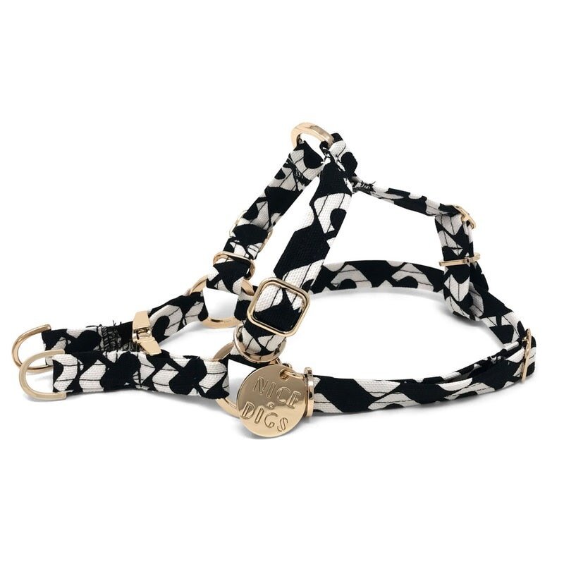 Nice Digs Check Mate Dog Harness - Black & White