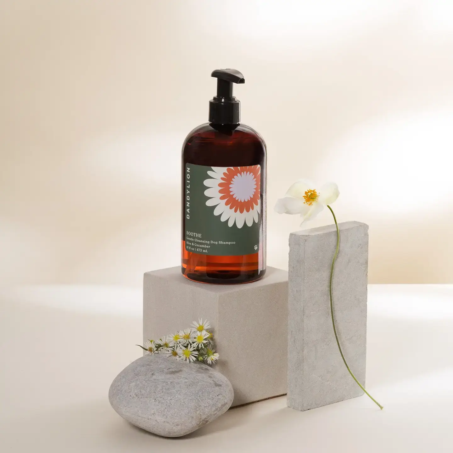 Dandylion Soothe Gentle Cleansing Dog Shampoo- 16oz I 473ml