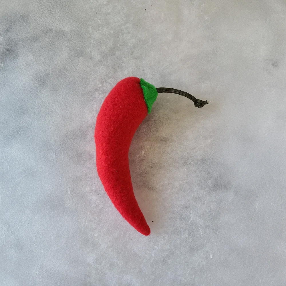 Dreamcat Catnip Toy – Chili Peppers – Red