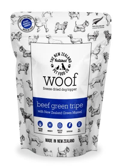 The New Zealand Natural Pet co. Woof Freeze Dried Beef Green Tripe with Green Lipped Mussels Meal Topper – 180g