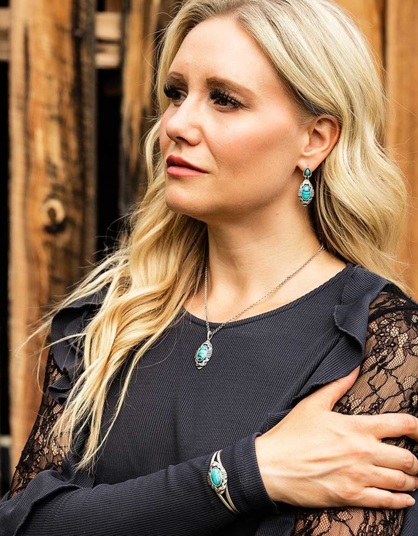 Montana Silversmiths Blue Mesa Turquoise Necklace