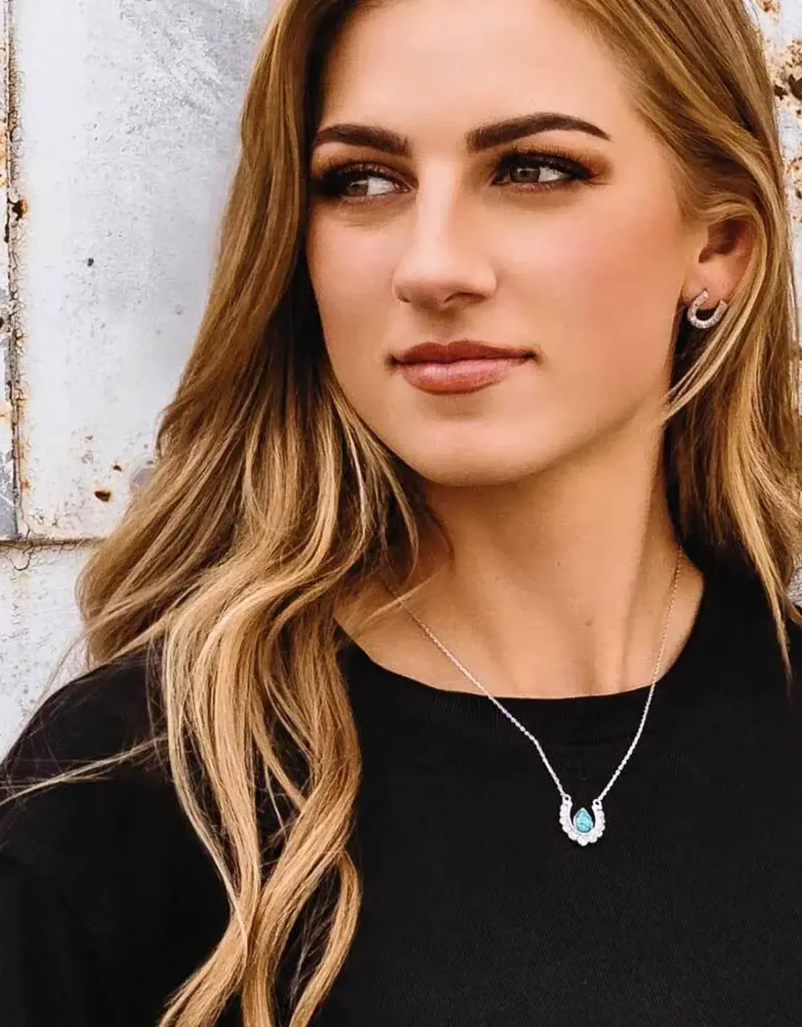 Montana Silversmiths Crystal Trot Turquoise Necklace
