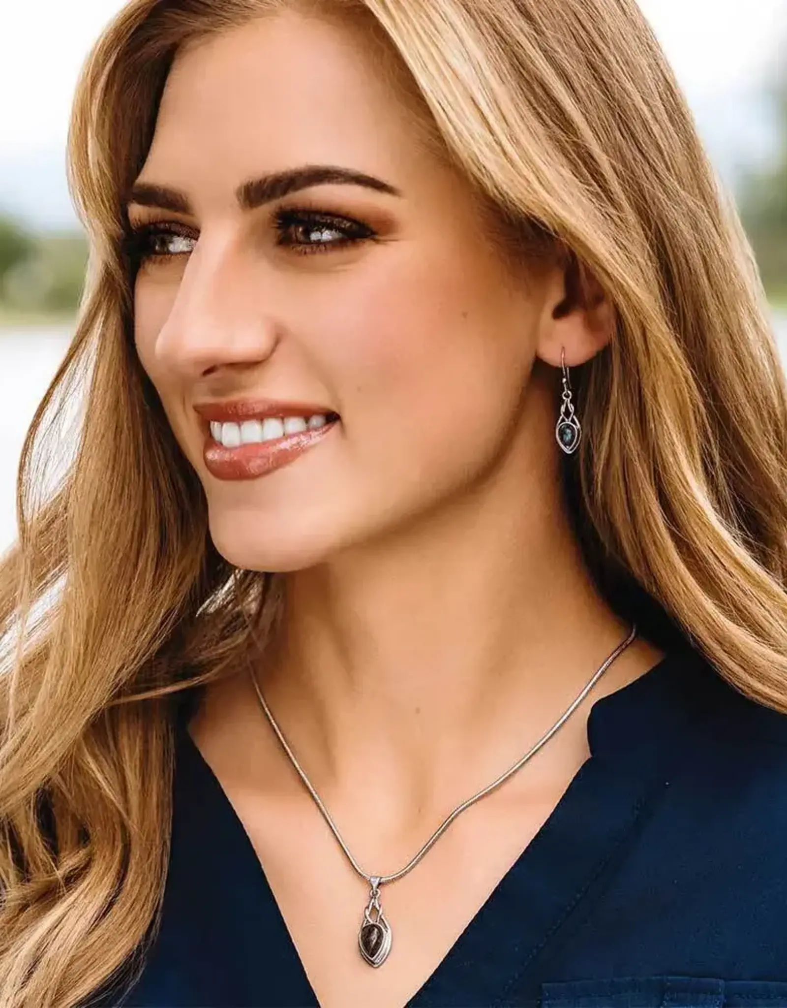 Montana Silversmiths Eternal Path Necklace