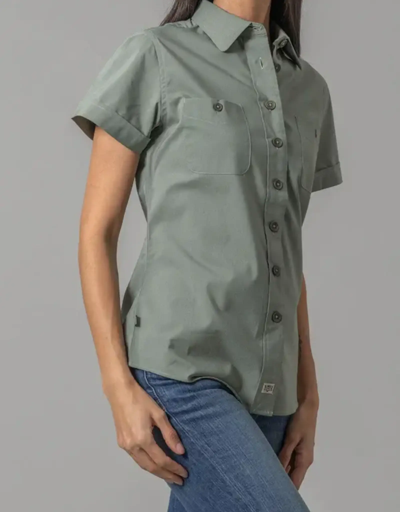 Kimes Womens Linville Coolmax Solid Pine Button Down Short Sleeve Shirt