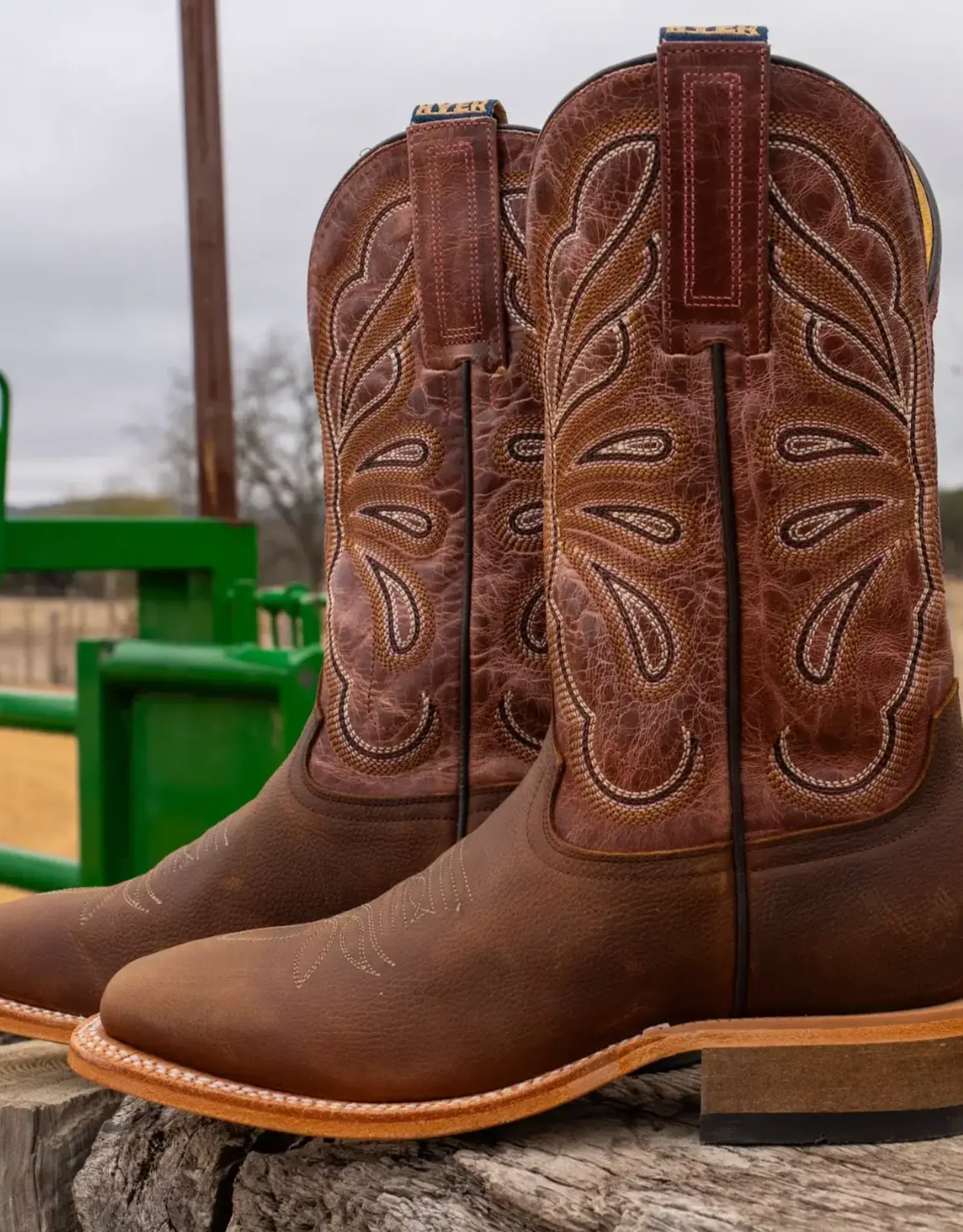 Hyer Boots Hyer Womens Lola Brown Arena Cowhide Wide Square Toe Cowboy Boots