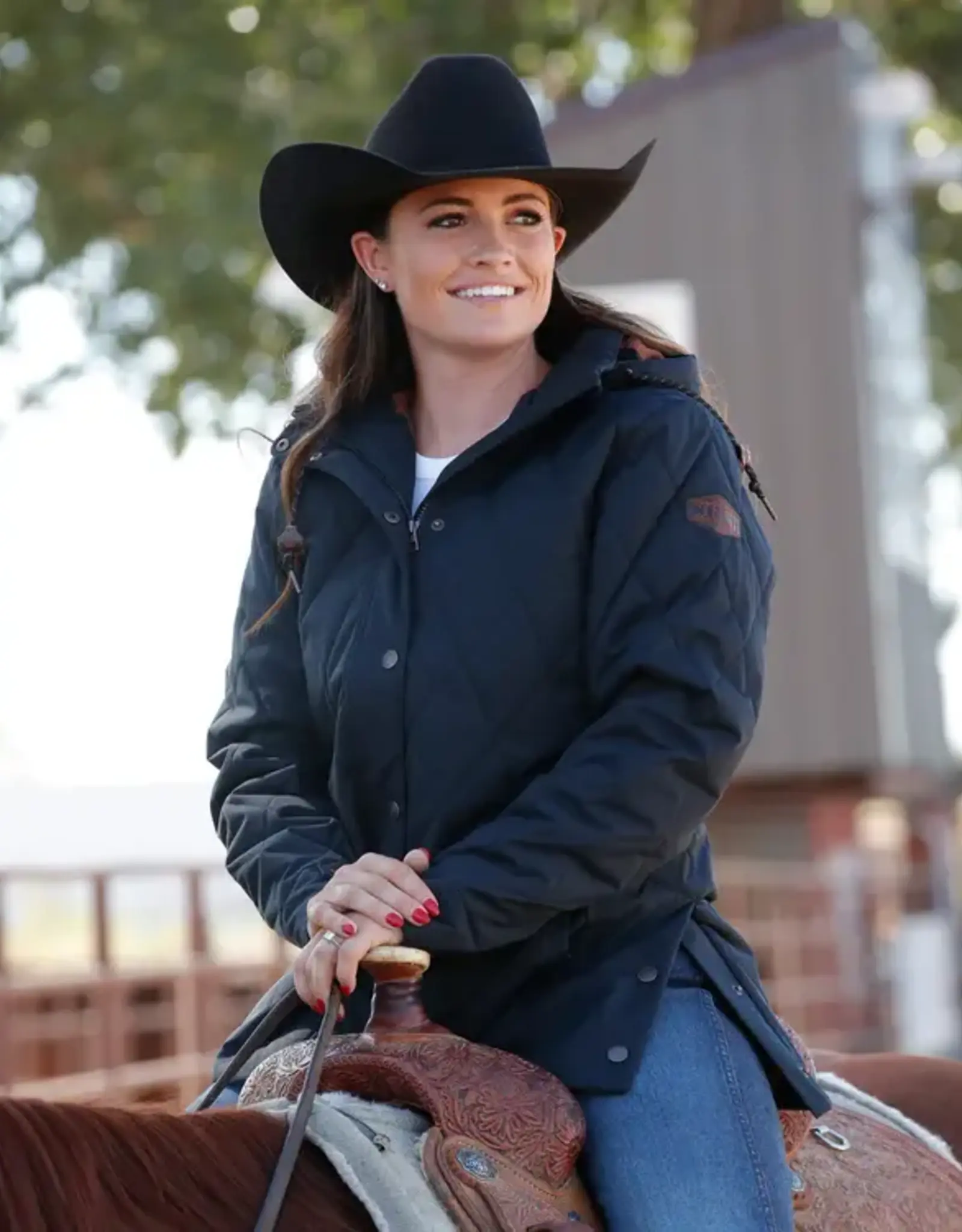 Cinch Womens Cinch Quilted Black Hooded Barn Jacket