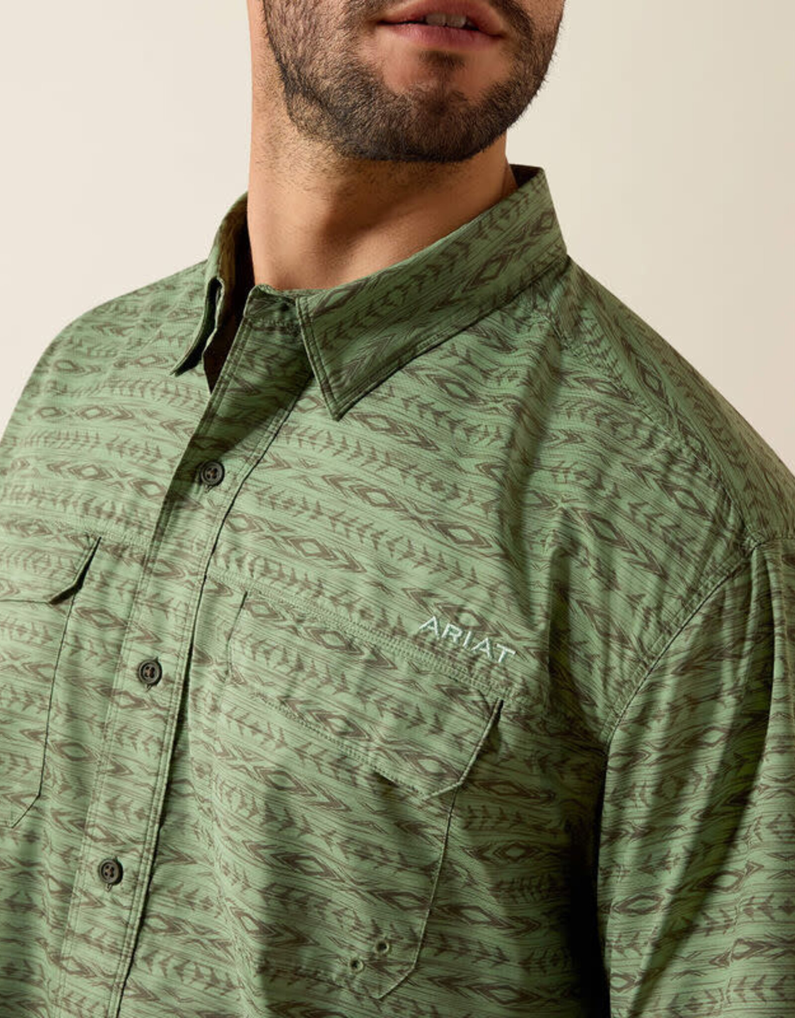 Ariat Mens Ariat Green Printed VentTEK Outbound Classic Fit Short Sleeve Shirt