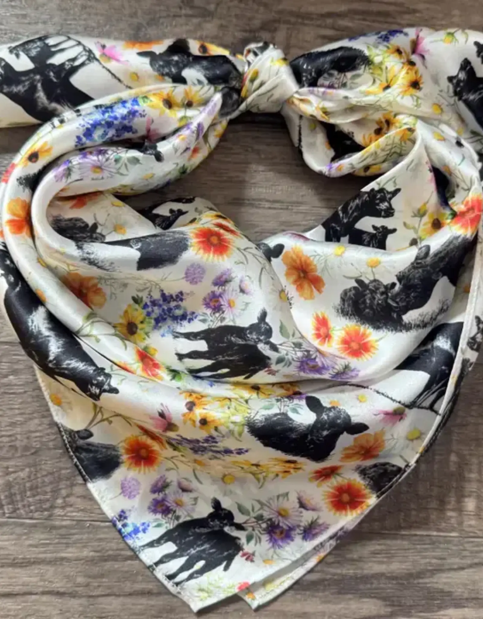 Wild Rag 100% Silk Angus Cow Calf Floral Print 34x34