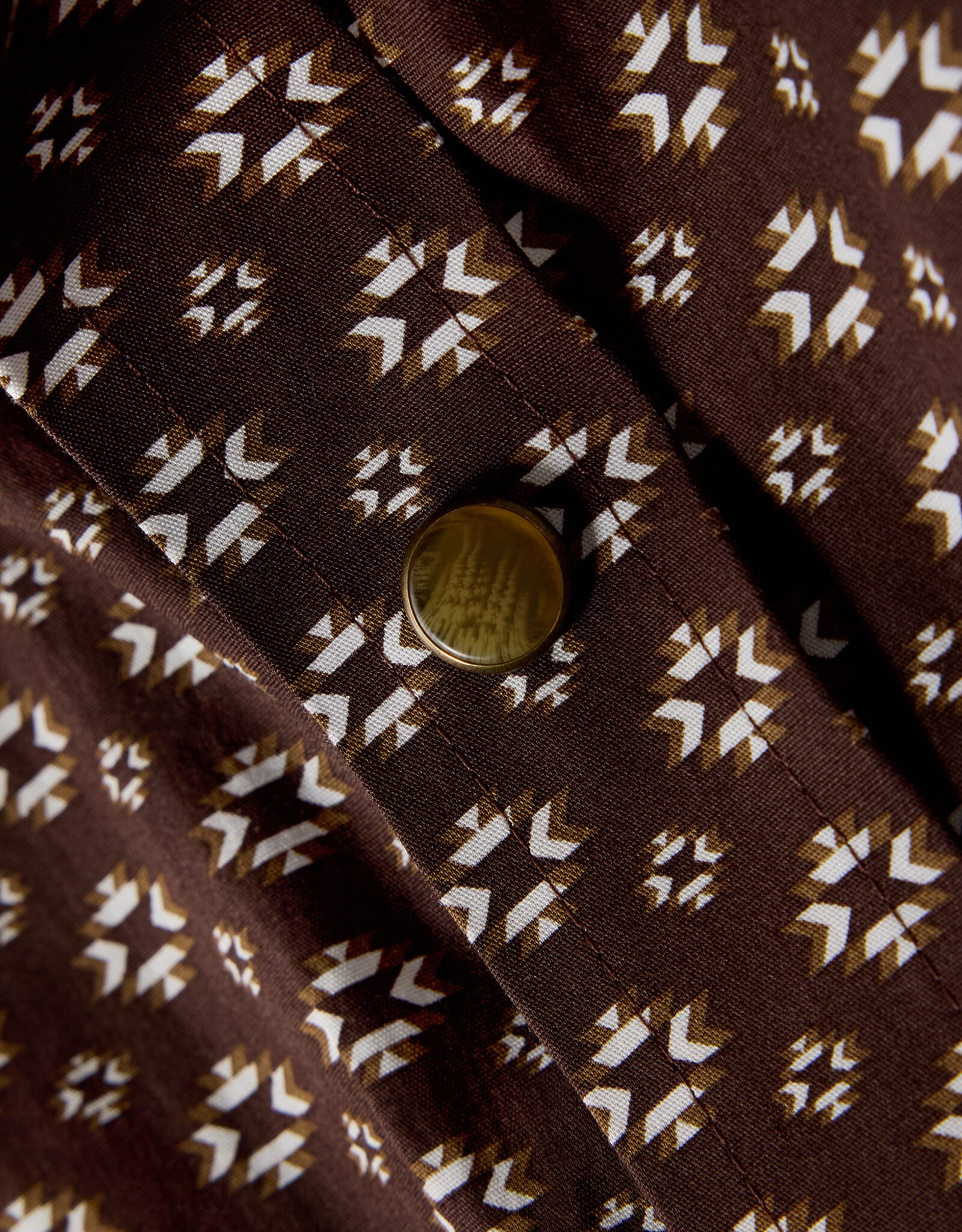 Ariat Mens Ariat Wrinkle Free Coffee Bean Mini Aztec Print Snap Western Shirt