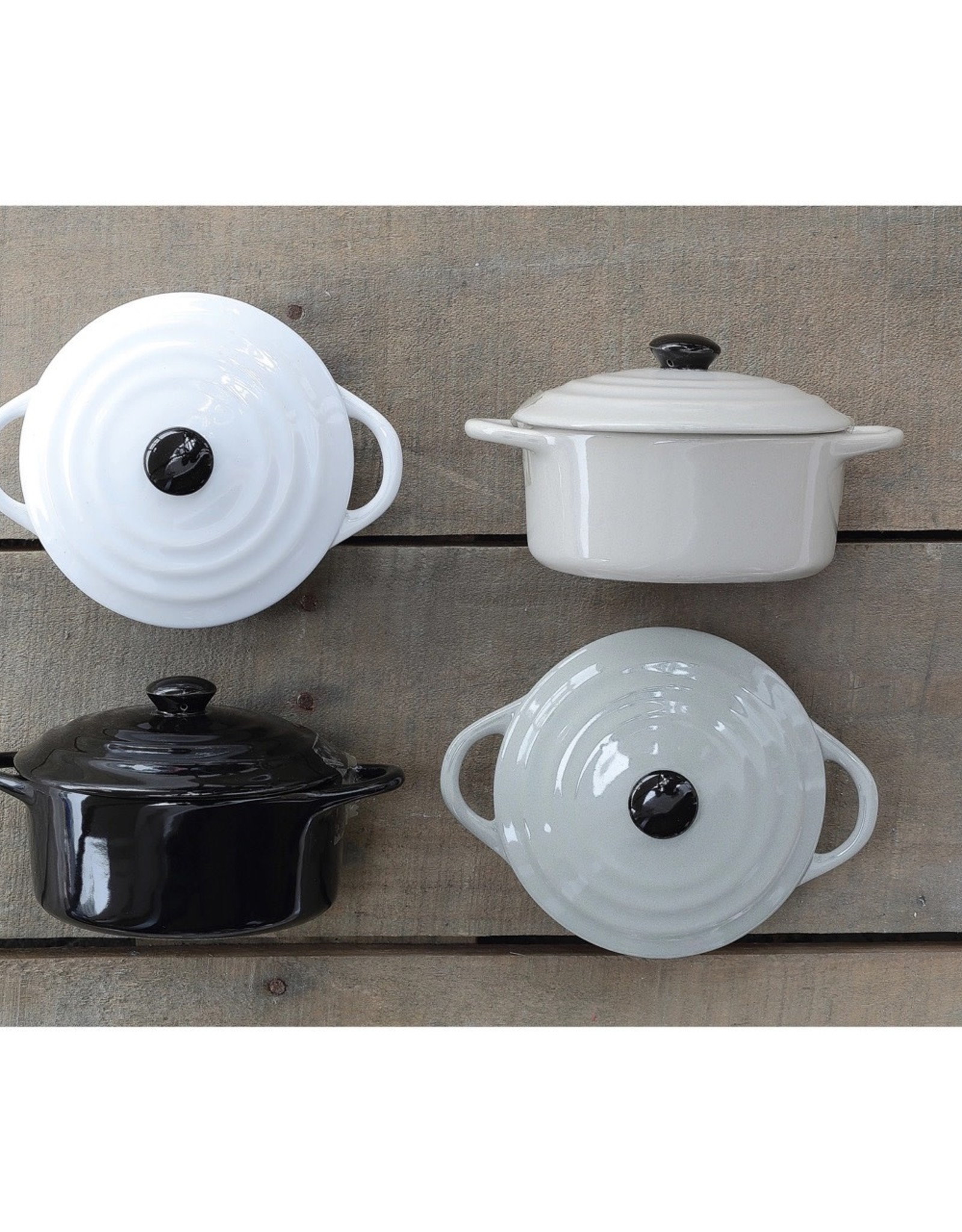 Creative Co-Op Stoneware Mini Bakers with Lid