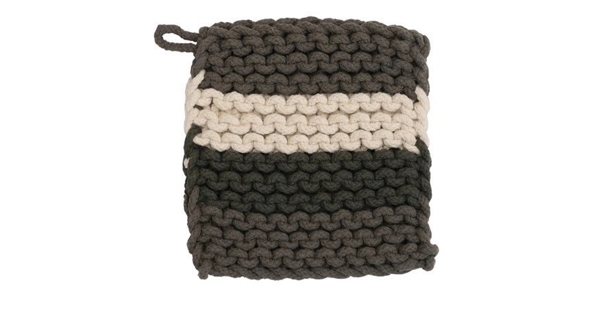 https://cdn.shoplightspeed.com/shops/634400/files/54844103/creative-co-op-cotton-crocheted-pot-holders-2-styl.jpg