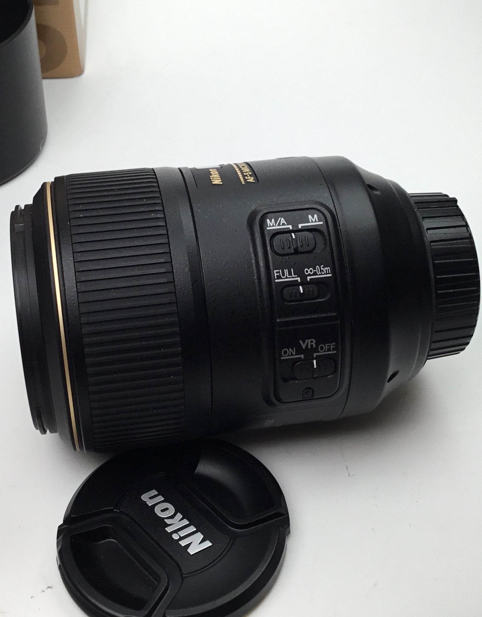 NIKON Nikon AF-S Micro Nikkor 105mm f2.8G VR Lens in Box Used EX